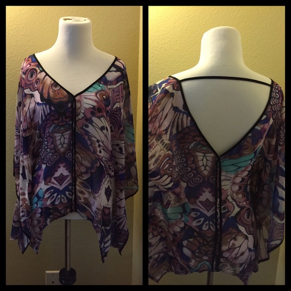 Bebe Kimono Butterfly print top