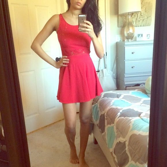 High neck red lace waist dress