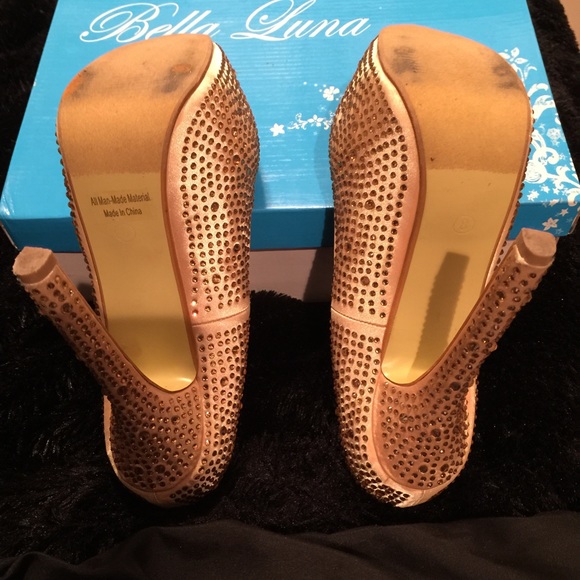 Shoes - Picture 4 of 4