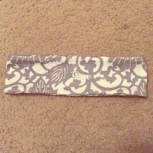 Lululemon head band!