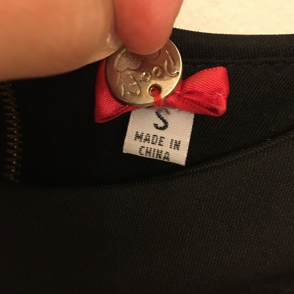 Black dress 🔥SOLD🔥 - Picture 3 of 4