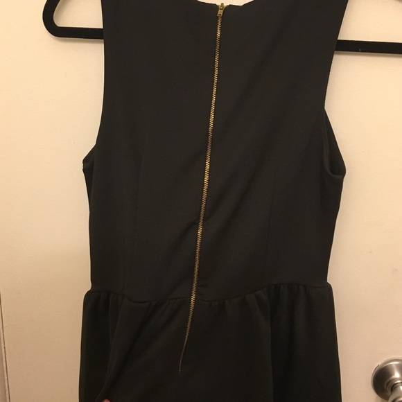Black dress 🔥SOLD🔥 - Picture 4 of 4