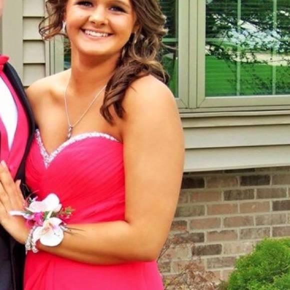 Prom Dress - Picture 3 of 3