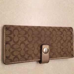 Coach wallet