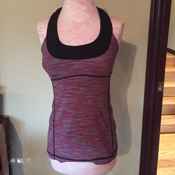 LULU workout top