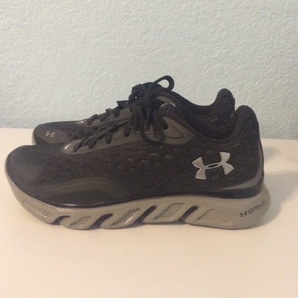 Under Armor Spine Sneakers