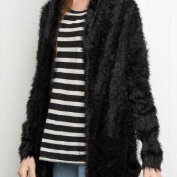 Brandy Melville Ayara Hoodie Cardigan
