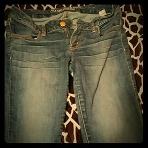 Like new , american eagle jeans , size 6