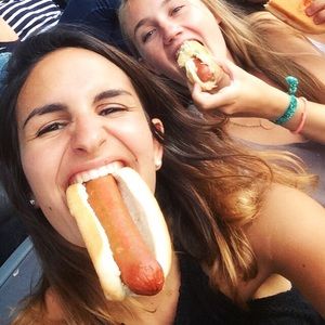 Meet your Posher, Claire