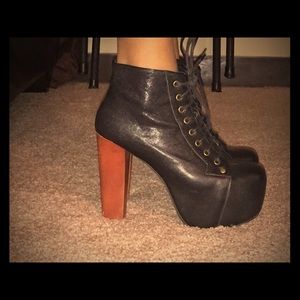 Authentic black Jeffrey Campbell Litas!