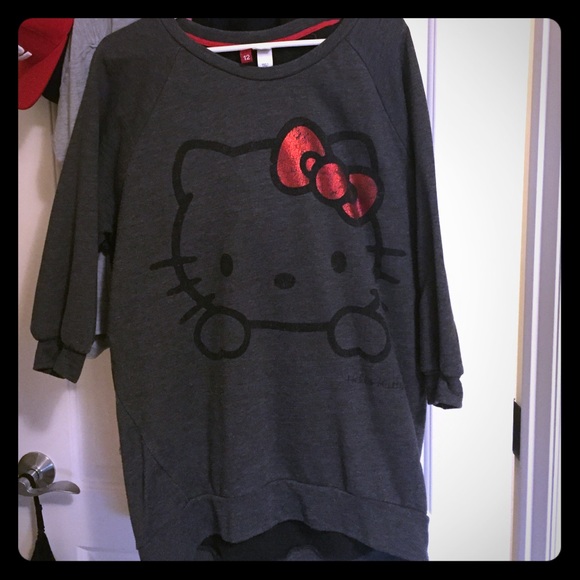 Hello kitty oversized sweater