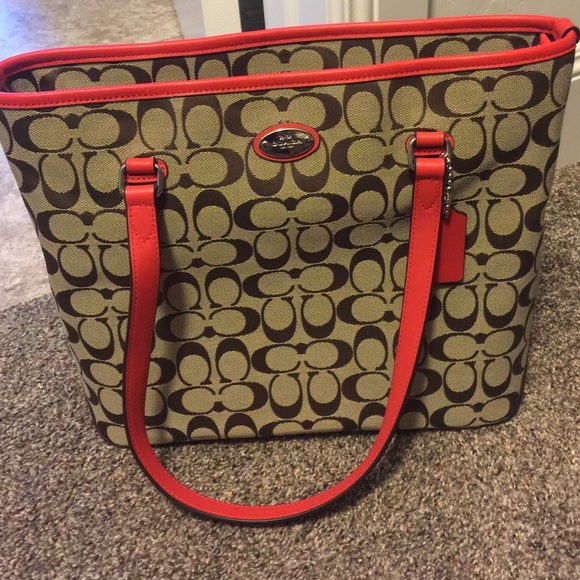 Coach purse