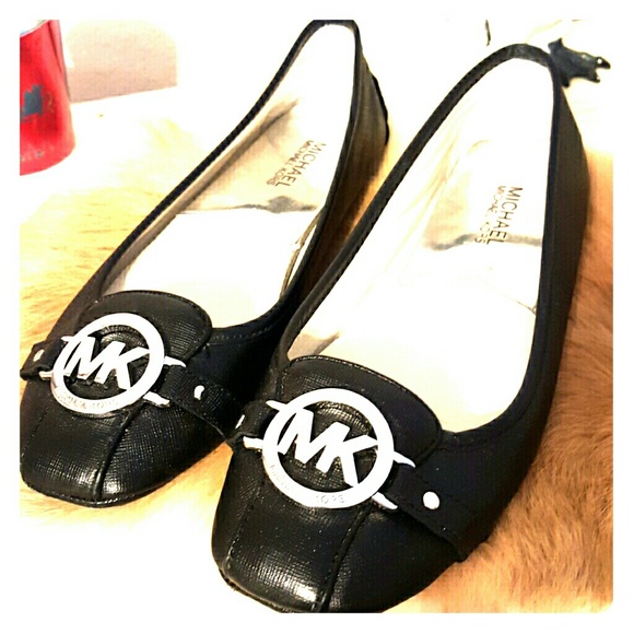 Michael Kors flats