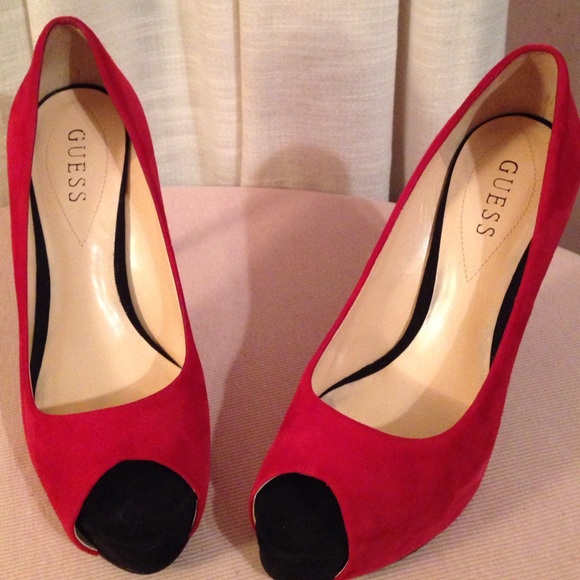 Designer Shoes - Picture 2 of 4