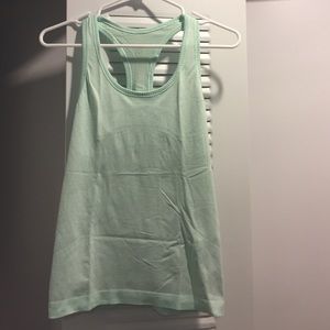 NEVER BEEN WORN sea foam lulu top!