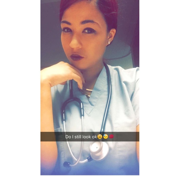 Meet your Posher, Checka - Picture 2 of 4