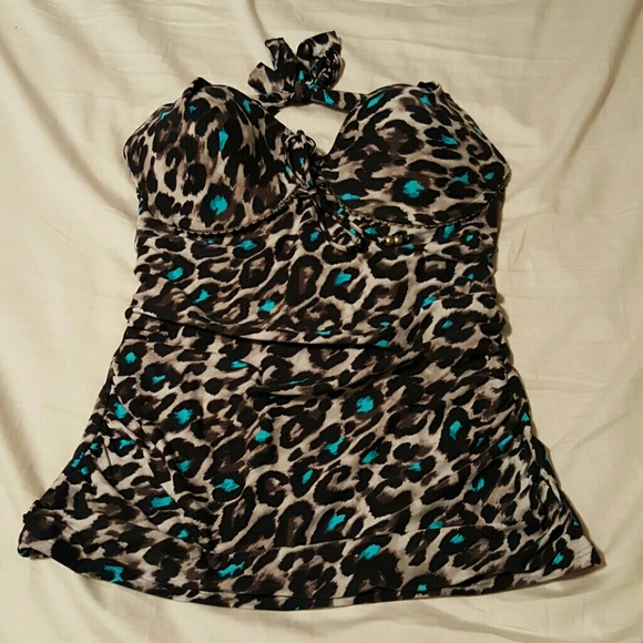 Brand new bathing suit top