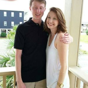 Meet your Posher, Caroline