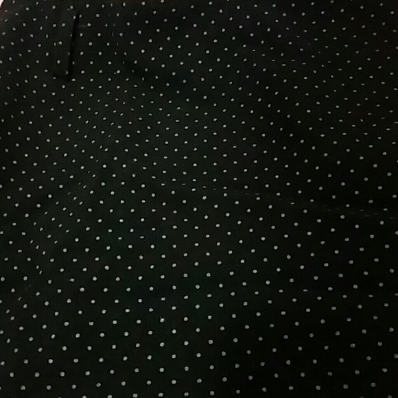 Black and pink polka dot skirt juniors size 13 - Picture 2 of 4