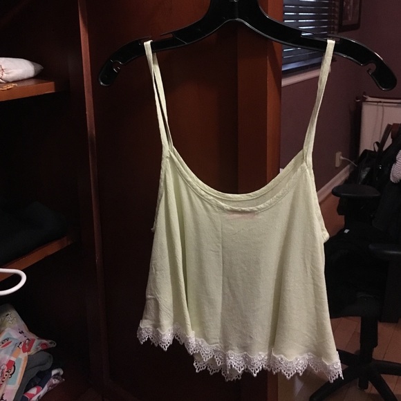 ❌SOLD❌ Kaitlyn Flowy Top - Picture 2 of 3