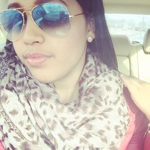 Meet your Posher, Aniberlyn