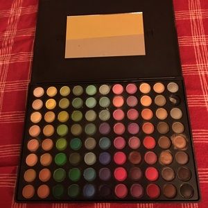 Coastal scents pallette 88 original