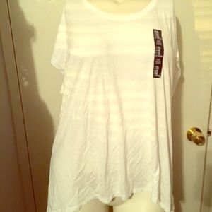 White shirt with sheer cut out on back xxl