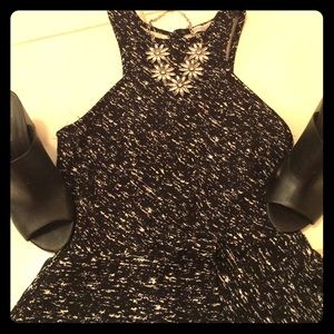 SEXY black and white top NWOT! 😘