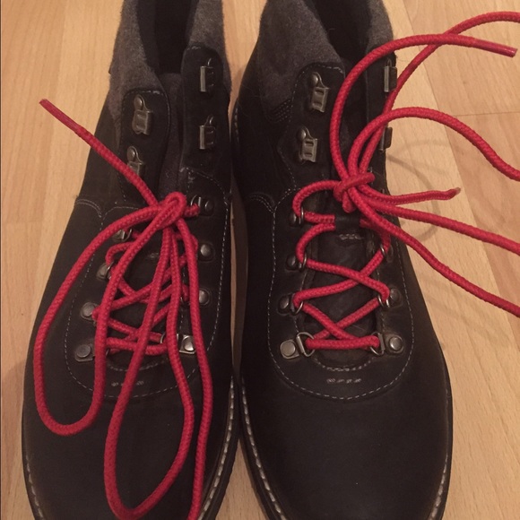 Eastland Butternut Shoes (size 8.5)