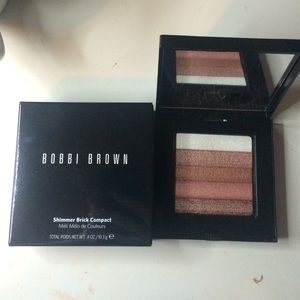 BOBBI BROWN HIGHLIGHTER