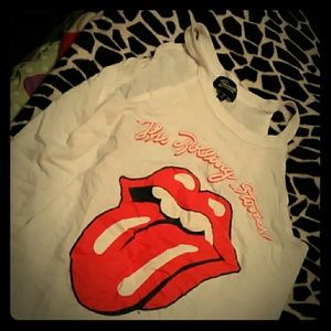 Rolling stone tank .