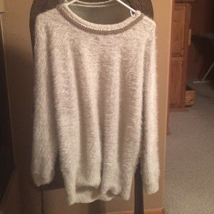 Medium winter white sweater with gold beading