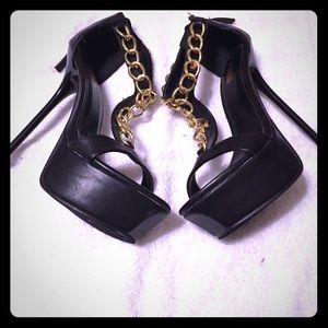 Black Sassy High Heels!