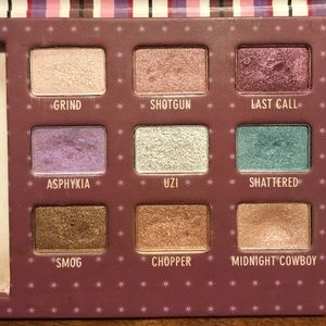 Urban decay eyeshadow set