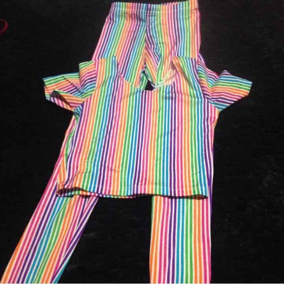 American apparel leggings and crop set