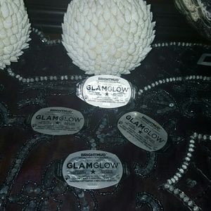 4 glam glows  eye treatment