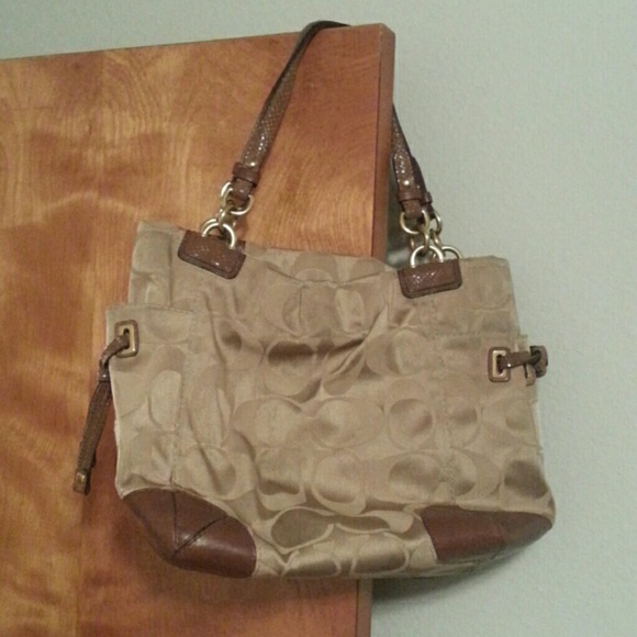 Coach purse
