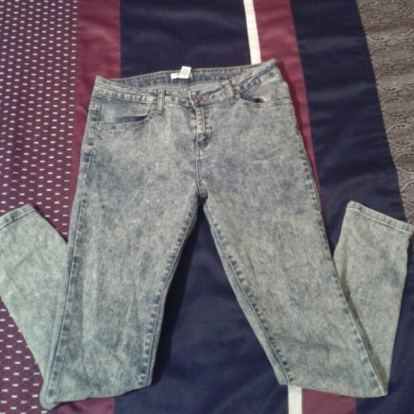 Light washed jeans