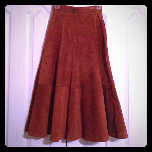 VINTAGE 100% Suede Skirt