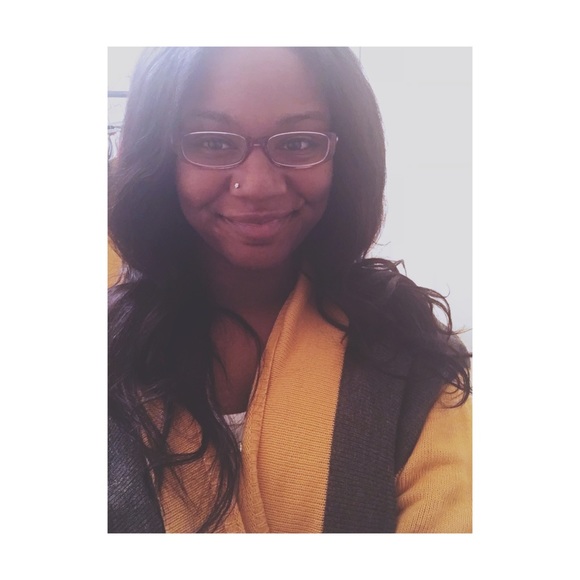 Meet your Posher, Monique - Picture 1 of 1