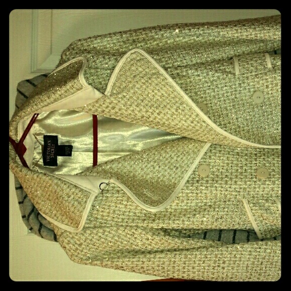 Nwot. VS. Xs.