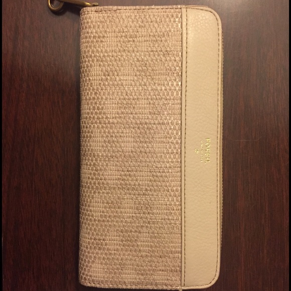 Fossil wallet