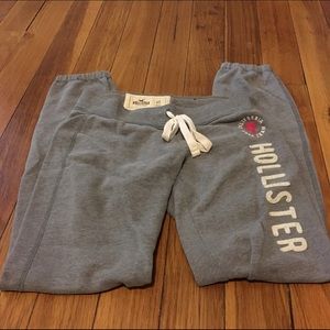 Hollister joggers