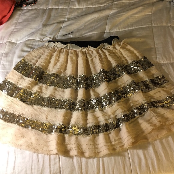 Fun fancy skirt - Picture 1 of 3