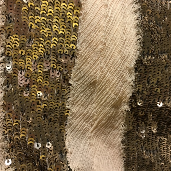 Fun fancy skirt - Picture 2 of 3