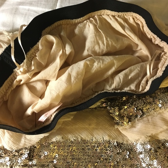 Fun fancy skirt - Picture 3 of 3