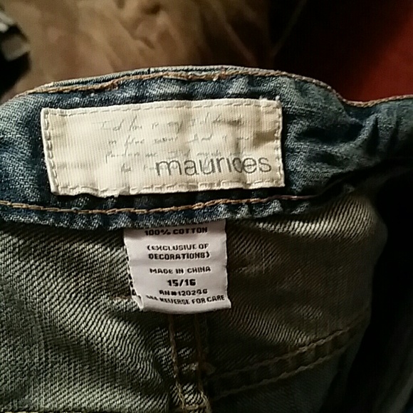 Maurices jeans - Picture 3 of 3