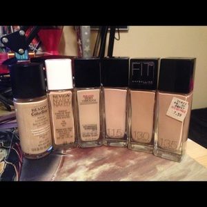 Drugstore Foundation Lot - Maybelline Revlon