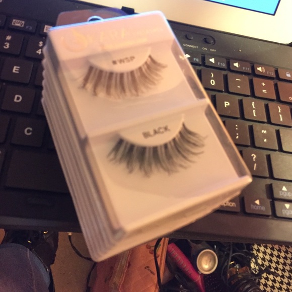 New Kara wispy eyelashes 6 pairs