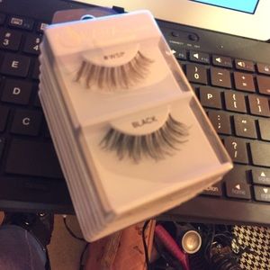 New Kara wispy eyelashes 6 pairs